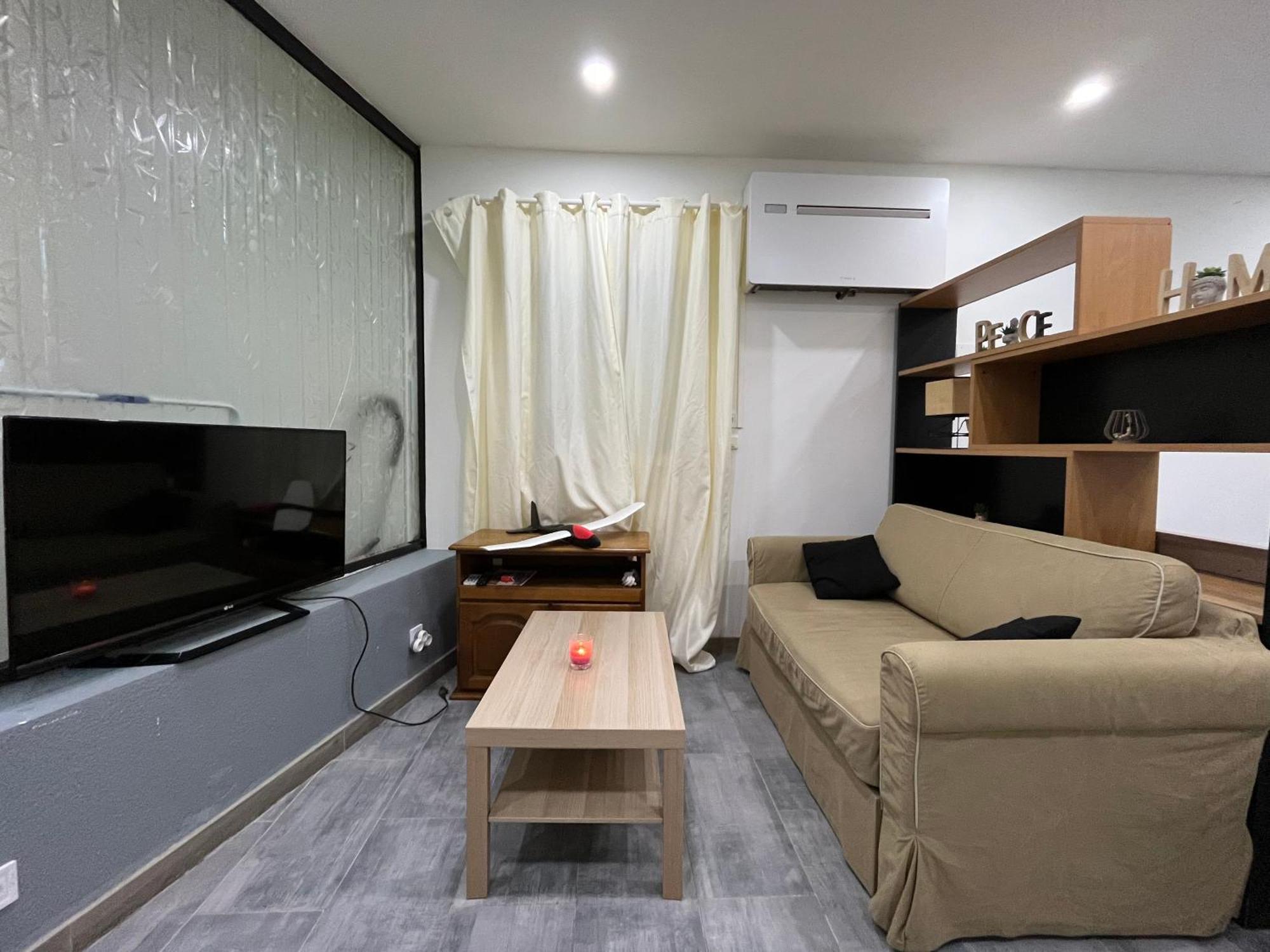 Grand Apartment Lunel (Herault)